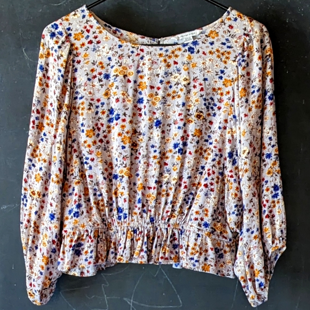 American Eagle Peasant Boho Top Floral Butterfly Sleeves Ruffle Waist Sz S